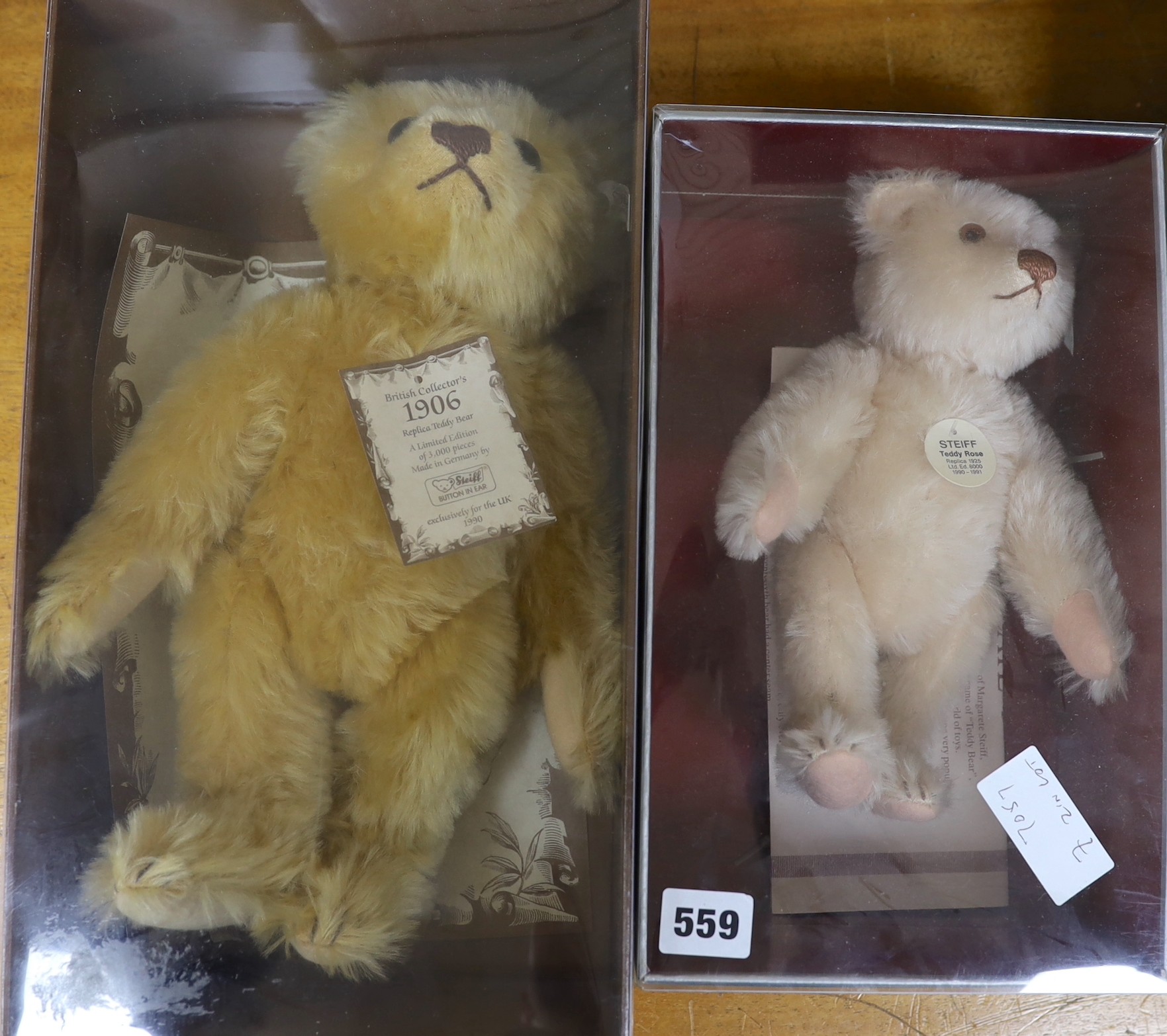 A Steiff teddy rose, box and certificate, 25cm with Steiff British collection, box and certificate